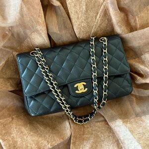 CHANEL Black Caviar Medium Classic Double Flap 24K GHW (Series 12)
